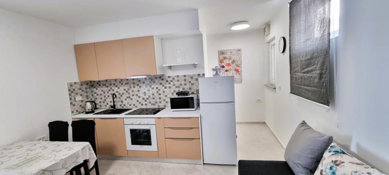 Apartment Tonci Novalja Exteriér fotografie