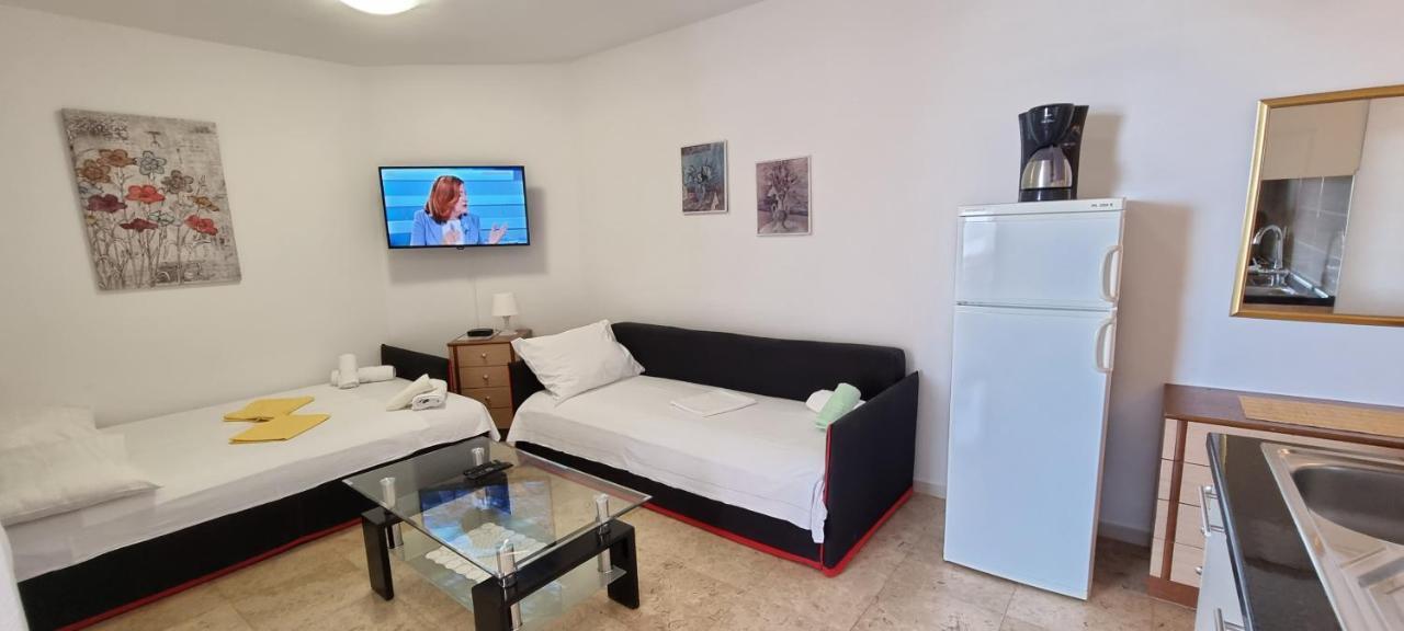 Apartment Tonci Novalja Exteriér fotografie